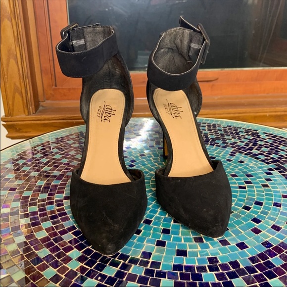 (SOLD) Ankle Strap Heels - Picture 3 of 11